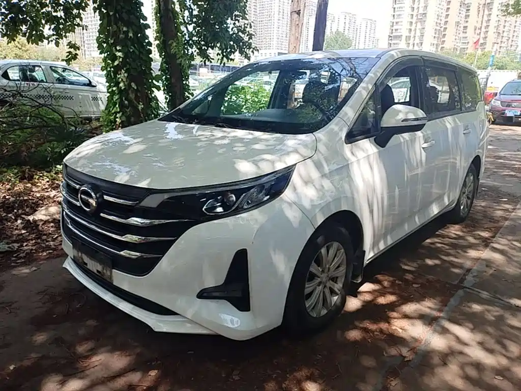 GAC Motor Trumpchi M6 2019 — фото 1
