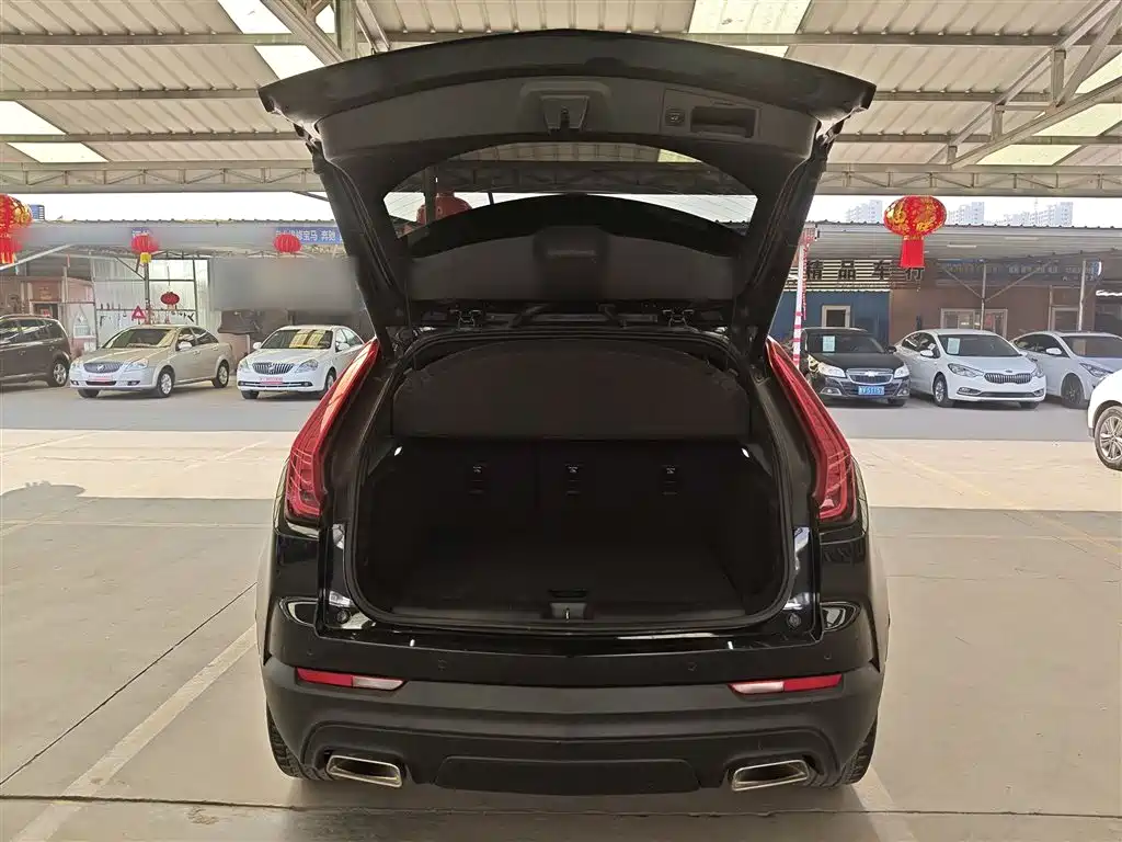 Cadillac XT4 2021 — фото 19
