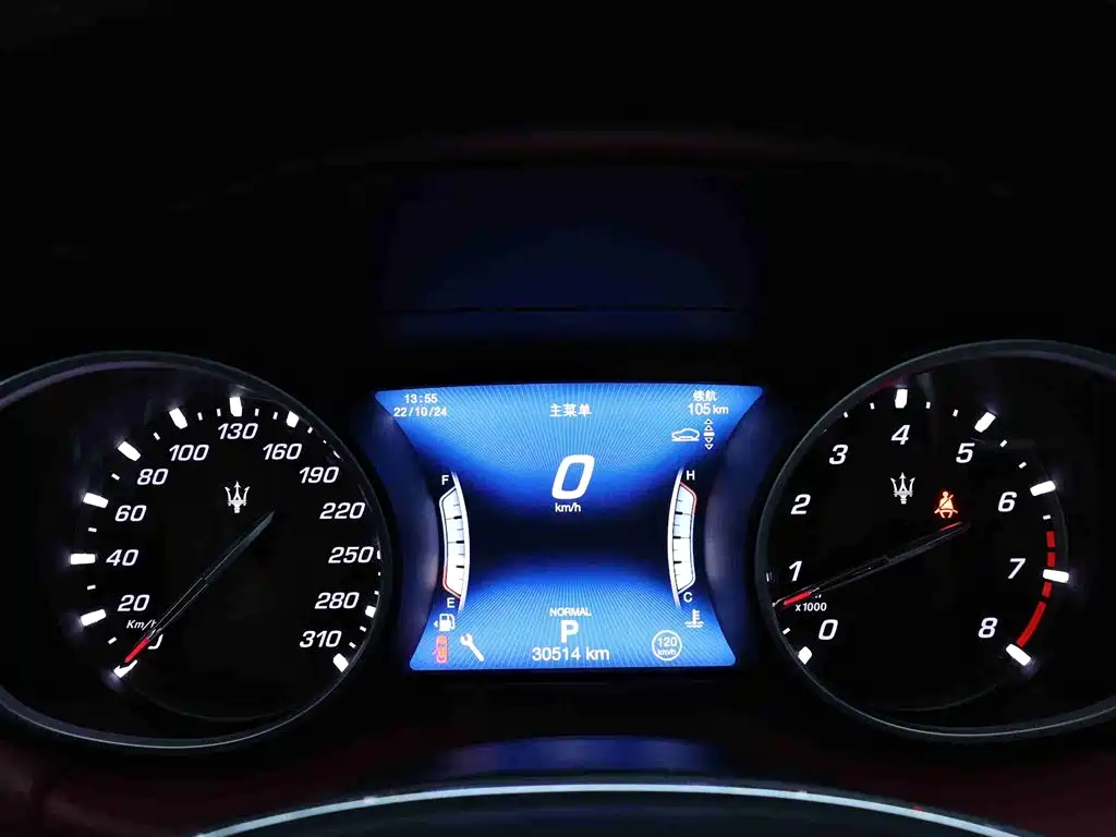 Maserati Levante 2021 — фото 15