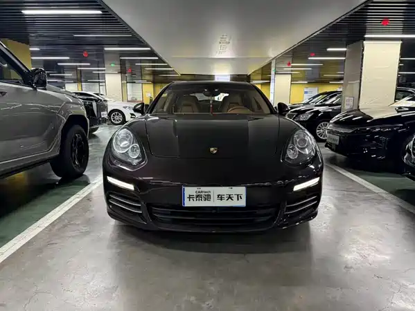 Porsche Panamera 2014