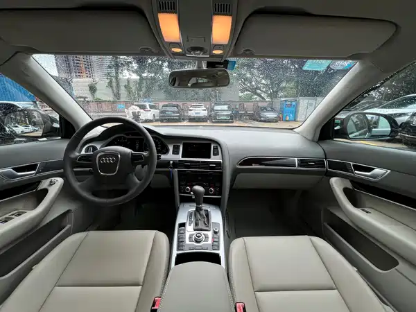 Audi A6L 2010