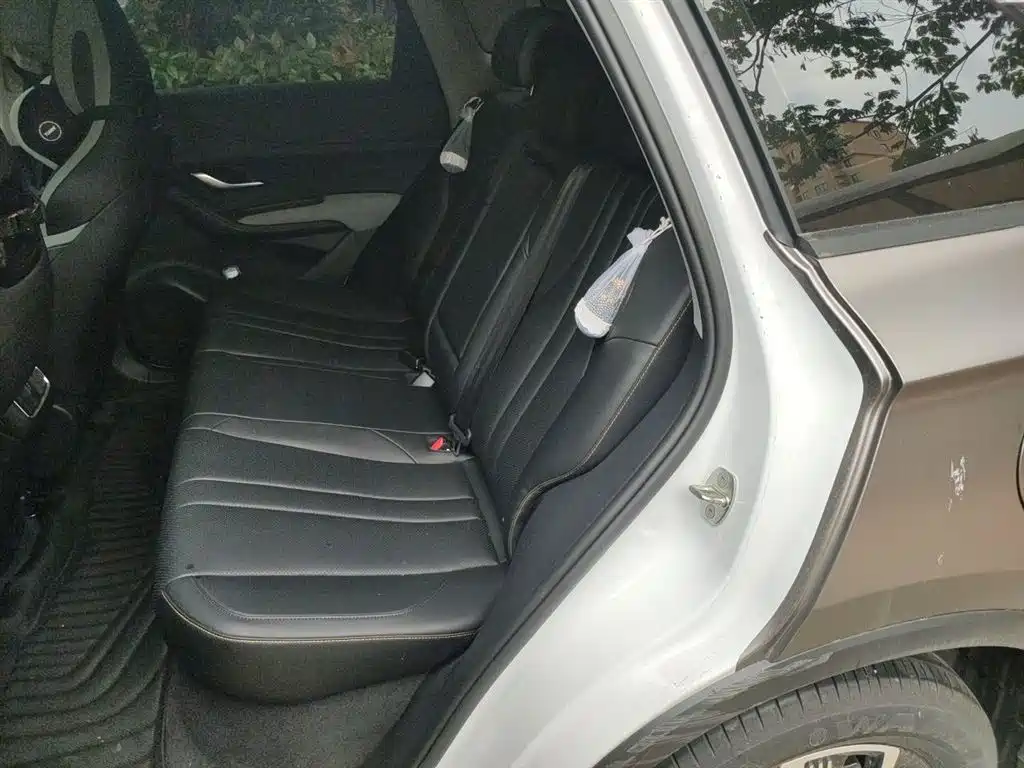 BYD Seal 05 DM-i 2025 — фото 15