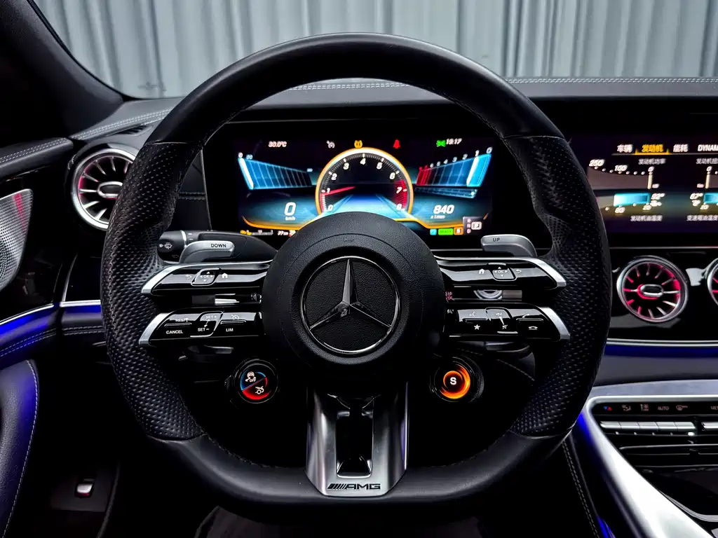 Mercedes-Benz AMG GT 2022 — фото 16
