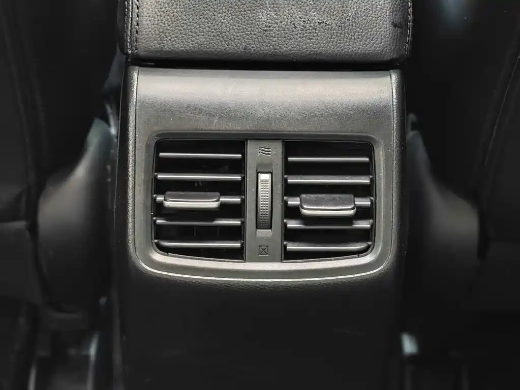 Honda Jade 2018 — фото 28