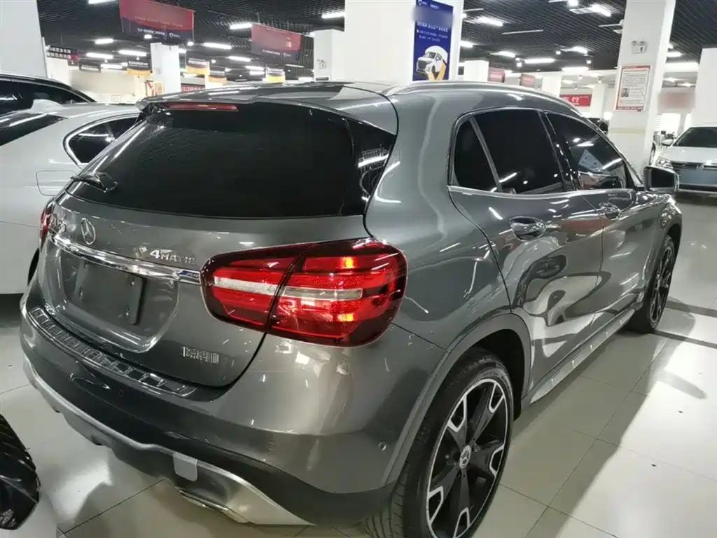 Mercedes-Benz GLA 2018 — фото 7