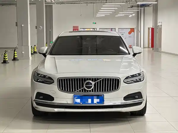 Volvo S90 2021