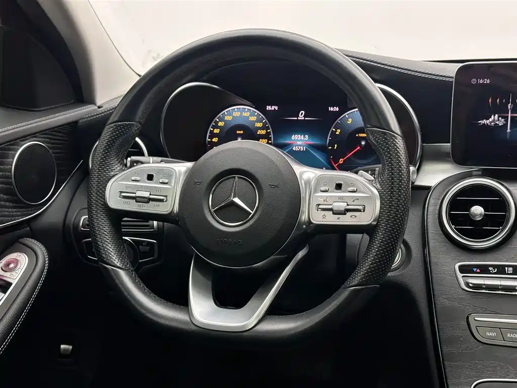 Mercedes-Benz C-Class 2019 — фото 12