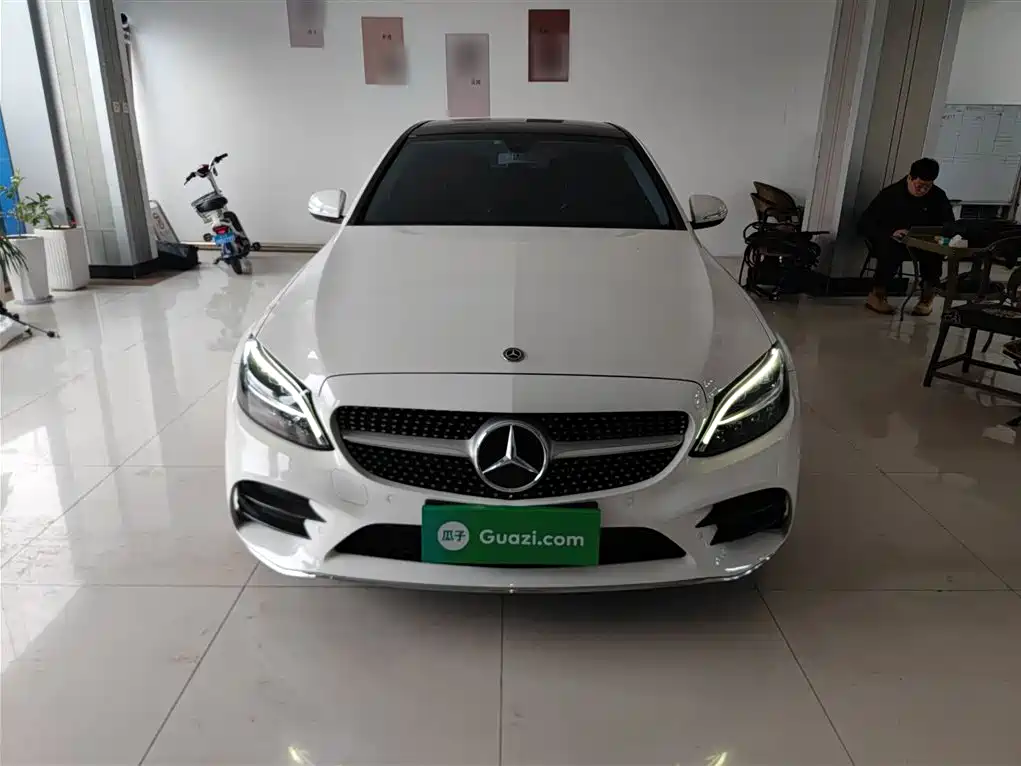 Mercedes-Benz C-Class 2019 — фото 3