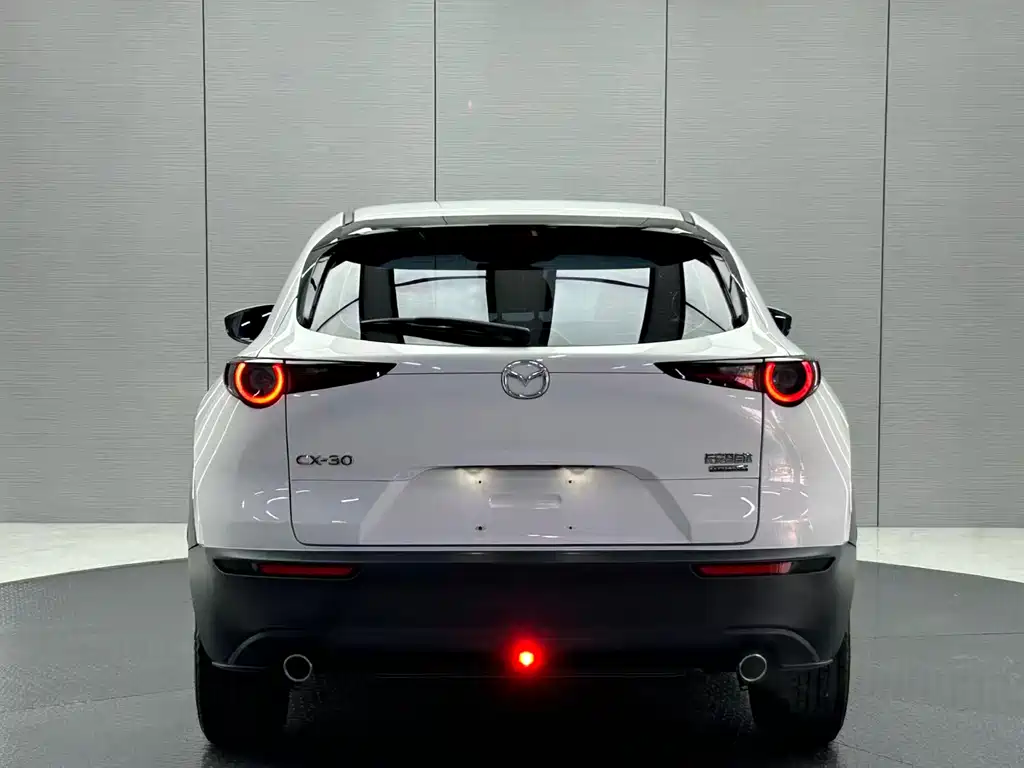Mazda CX-30 2022 — фото 4