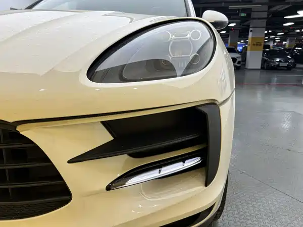 Porsche Macan 2020