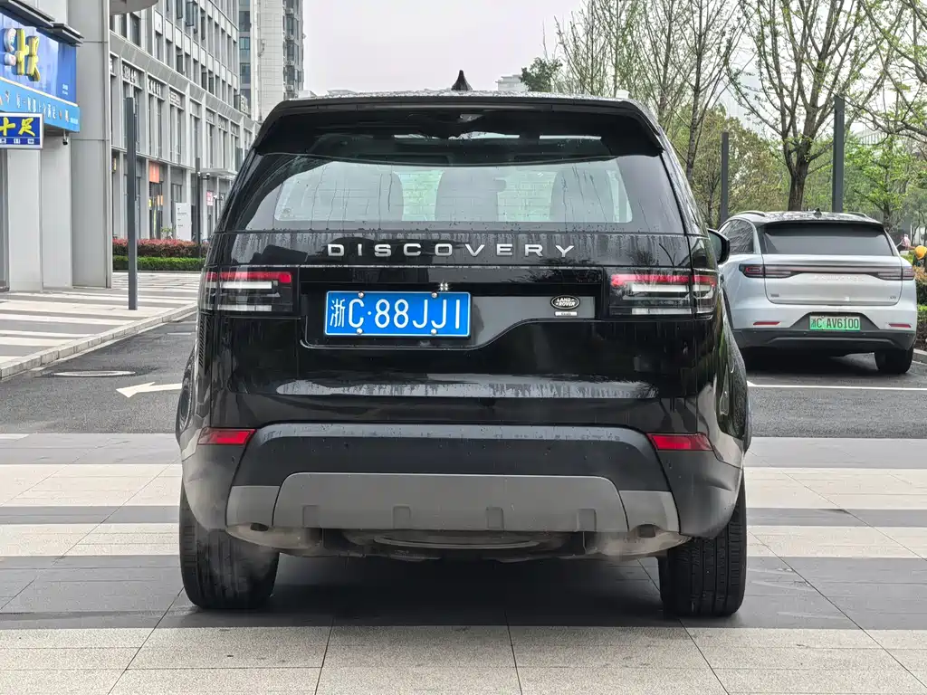 Land Rover Discovery 2017 — фото 3