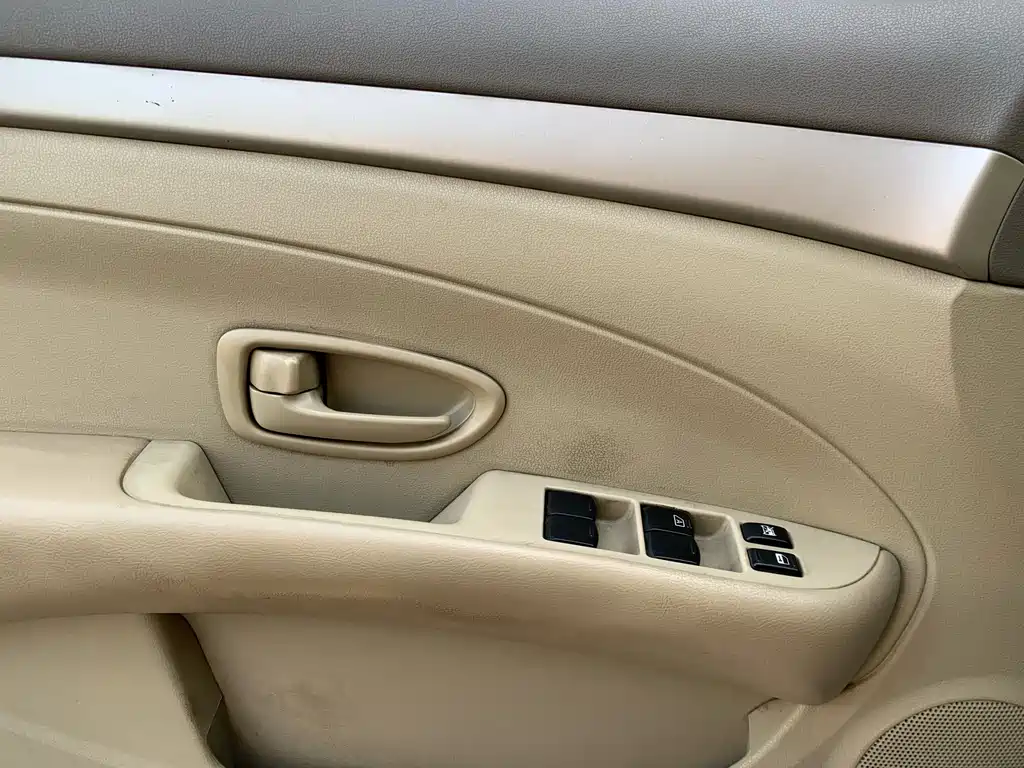 Nissan Sylphy 2018 — фото 20