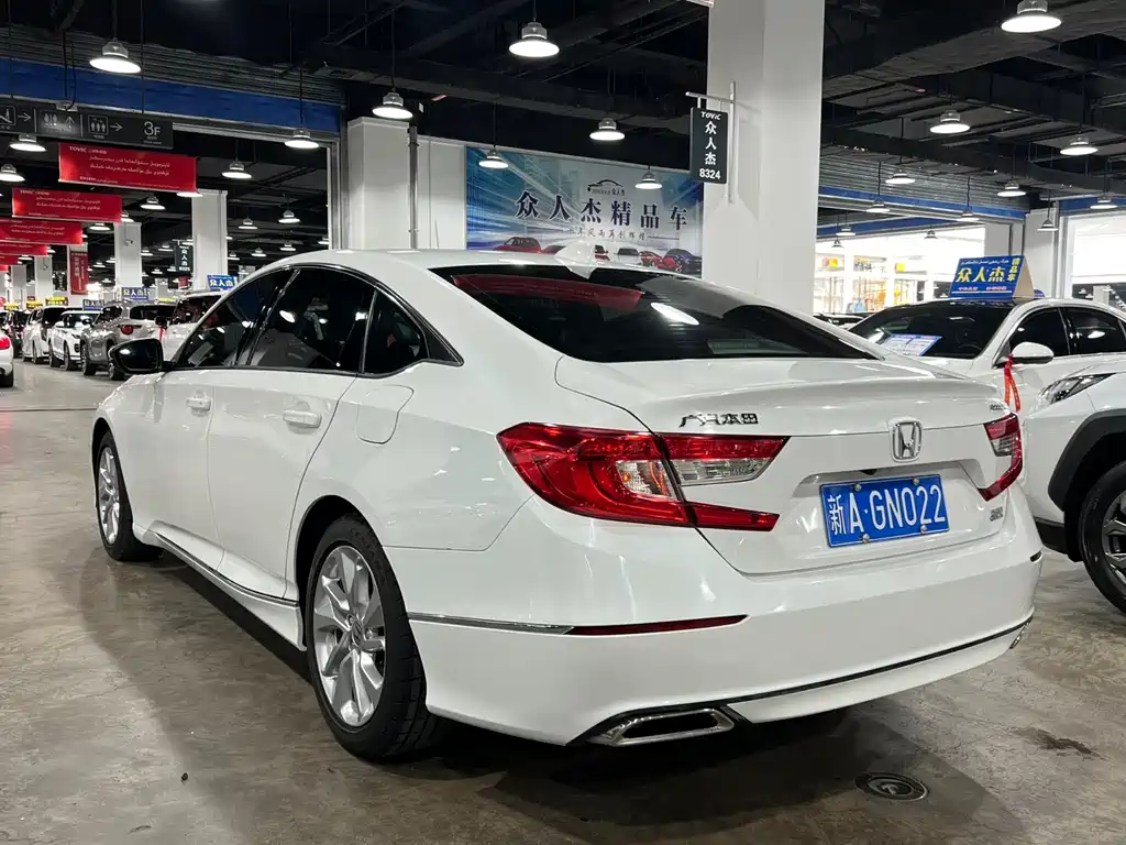Honda Accord 2021 — фото 9