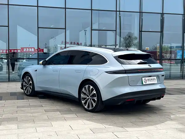 NIO ET5T 2023