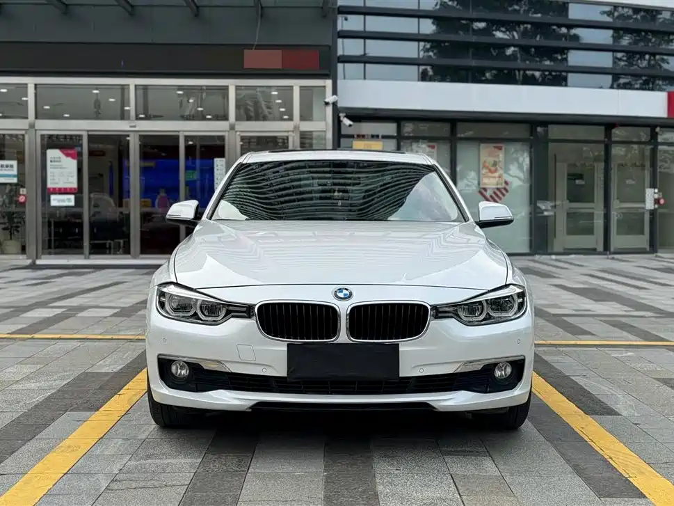 BMW 3 Series 2016 — фото 2