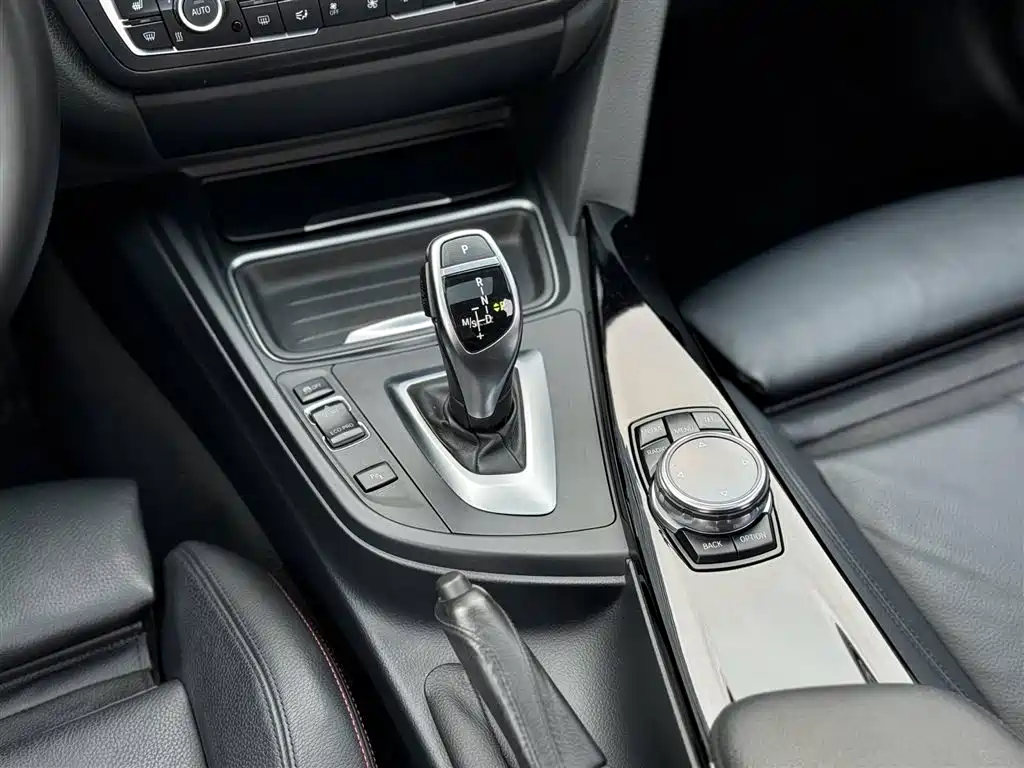 BMW 3 Series 2014 — фото 12