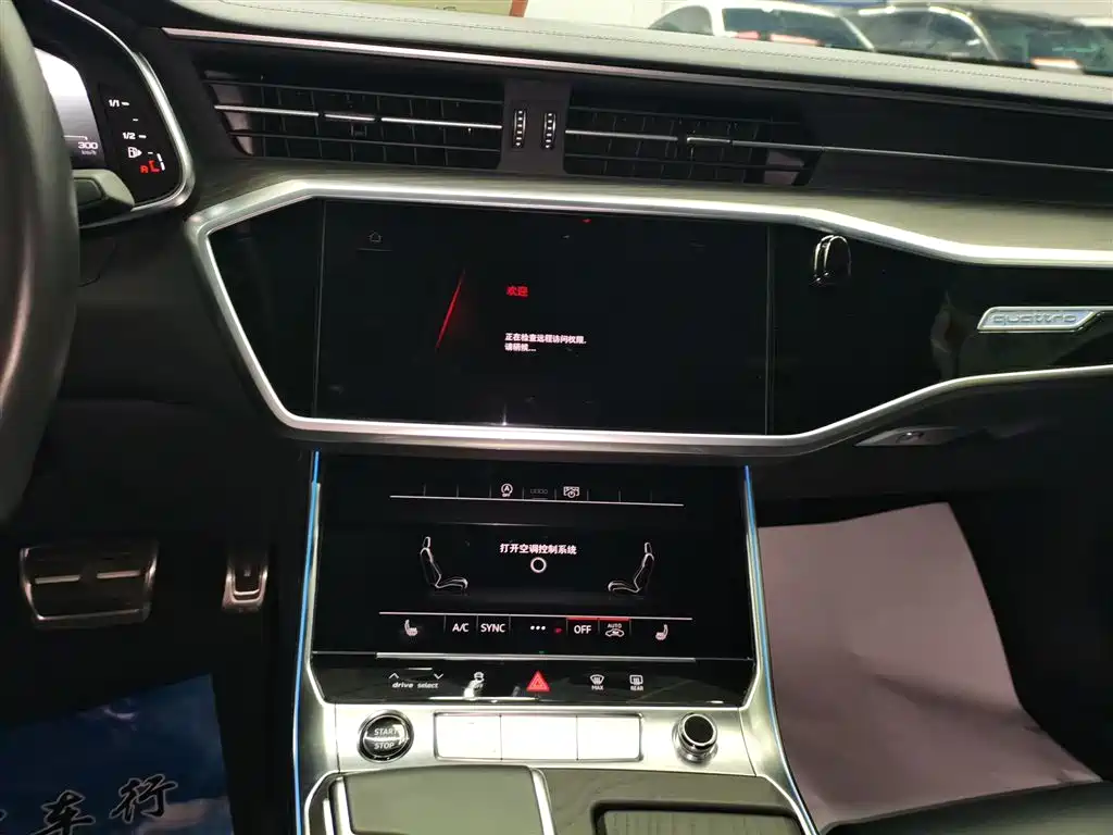 Audi A6L 2025 — фото 13