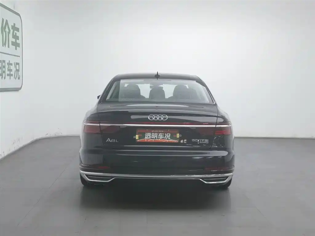 Audi A8 2021 — фото 4