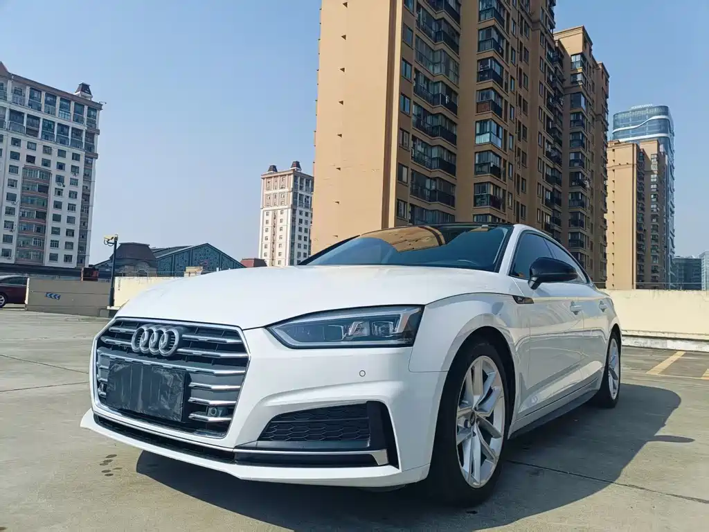 Audi A5 2020 — фото 1