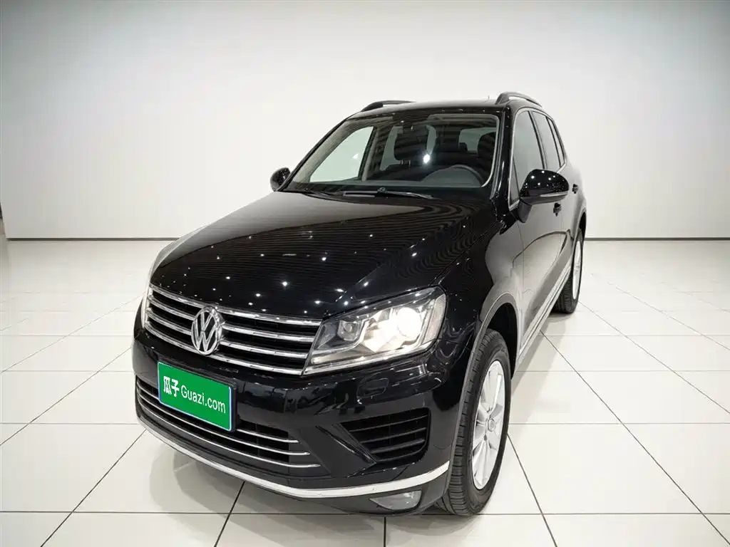 Volkswagen Touareg 2016 — фото 1