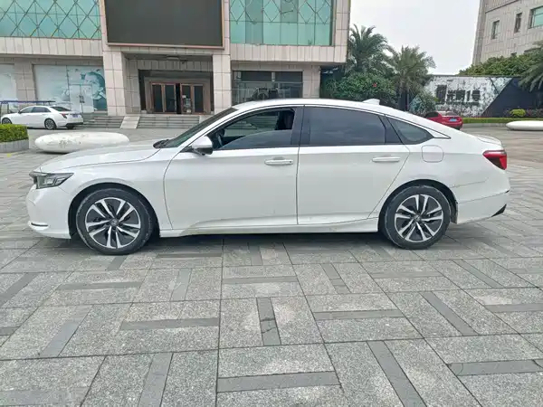 Honda Inspire 2022