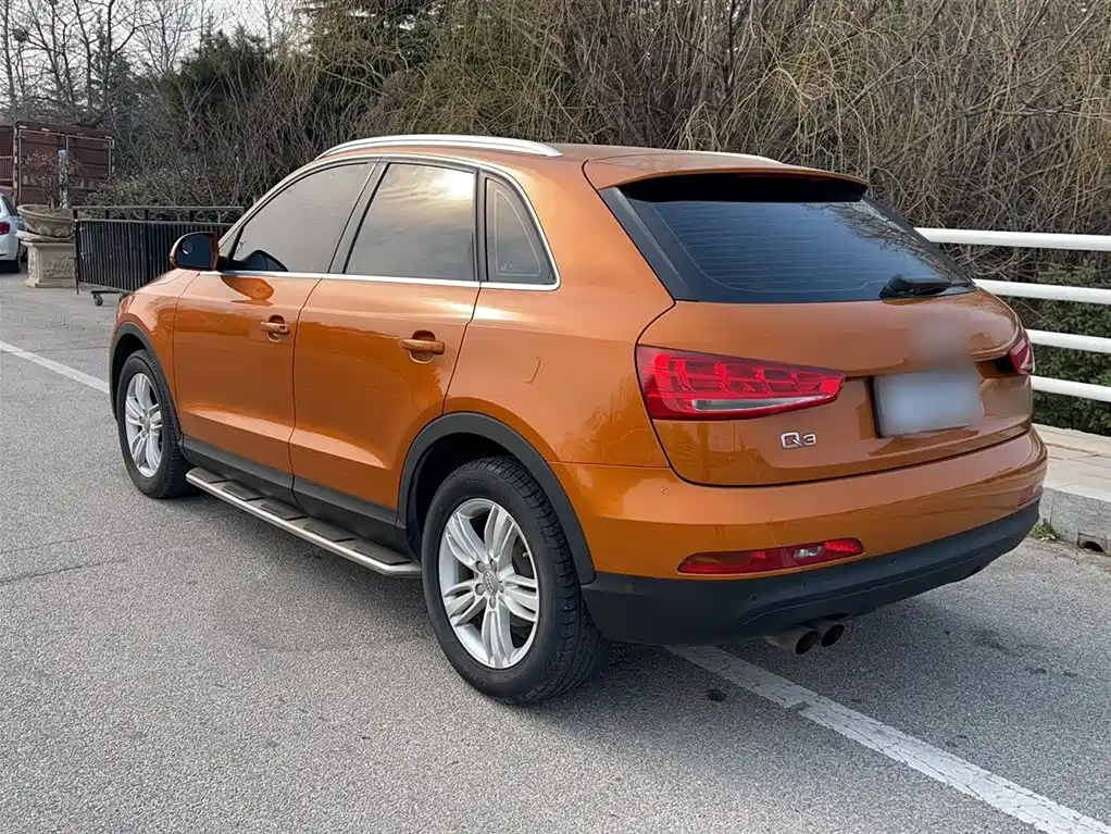 Audi Q3 2016 — фото 23