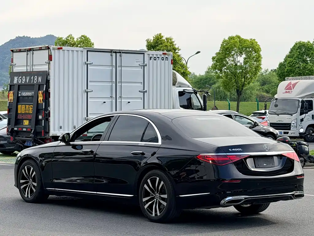 Mercedes-Benz S-Class 2023 — фото 4