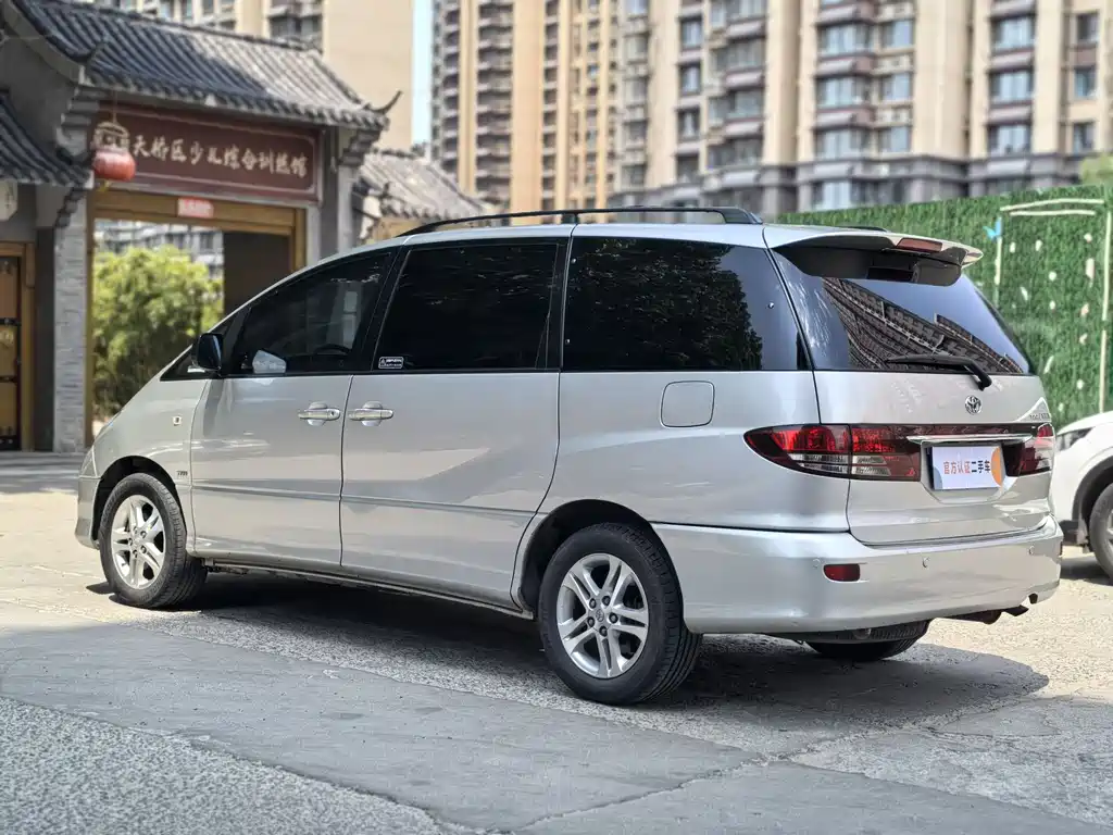 Toyota Previa 2003 — фото 4