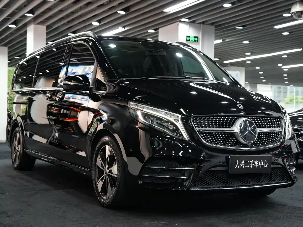 Mercedes-Benz V-Class 2021 — фото 3