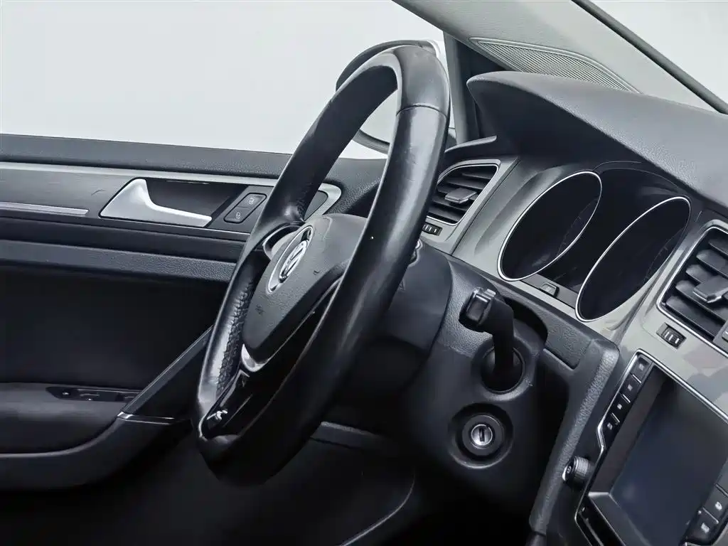 Volkswagen Golf 2015 — фото 22