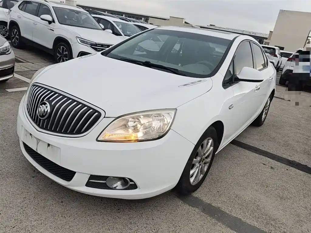 Buick Excelle 2015 — фото 1