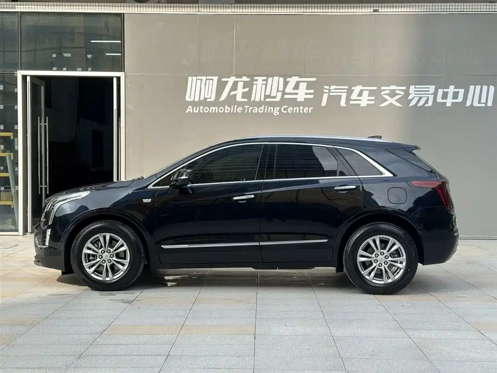 Cadillac XT5 2022 — фото 18
