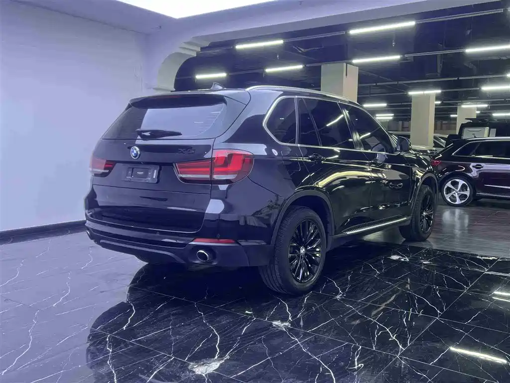 BMW X5 2015 — фото 24