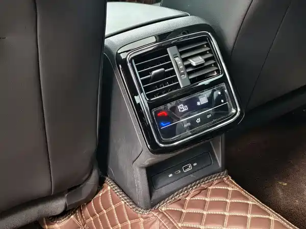 Volkswagen Passat 2025