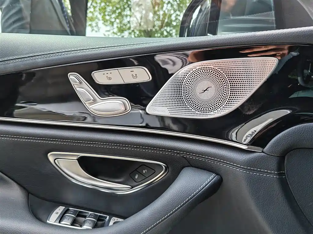Mercedes-Benz AMG GT 2023 — фото 10