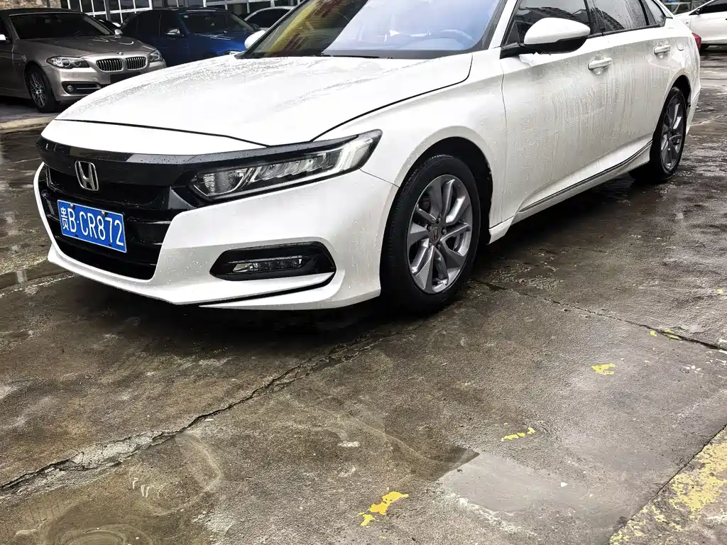 Honda Accord 2021 — фото 1