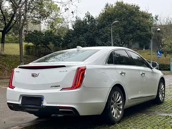 Cadillac XTS 2018