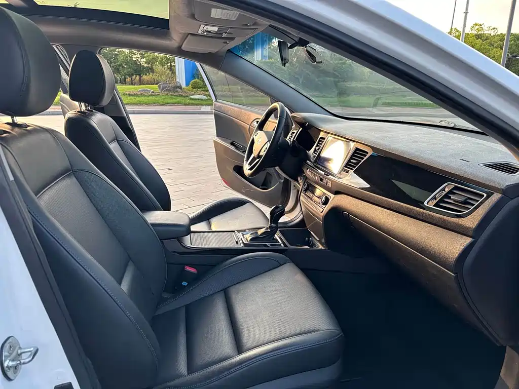 Hyundai Mistra 2016 — фото 12