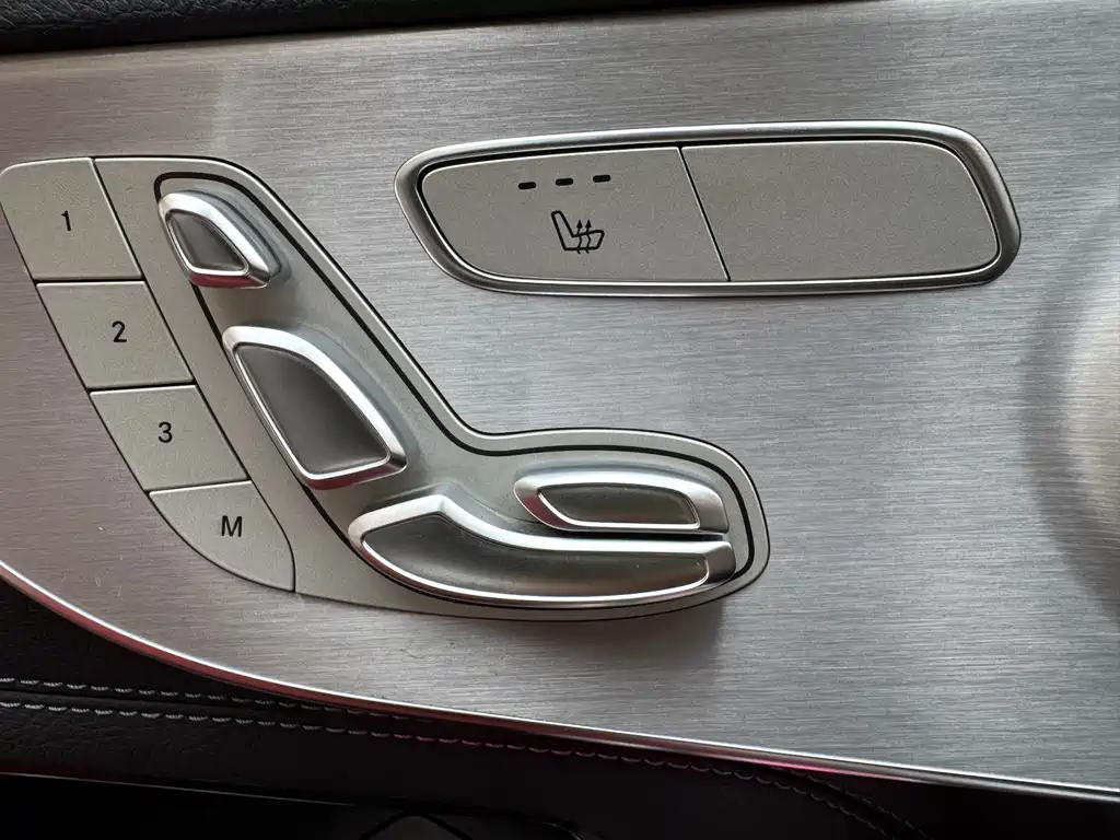 Mercedes-Benz C-Class 2021 — фото 18