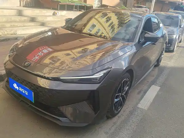 Changan UNI-V Smart Electric Idd 2024