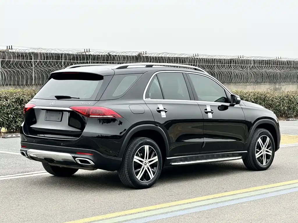 Mercedes-Benz GLE 2021