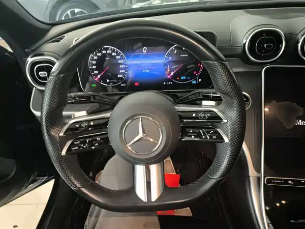 Mercedes-Benz C-Class 2022