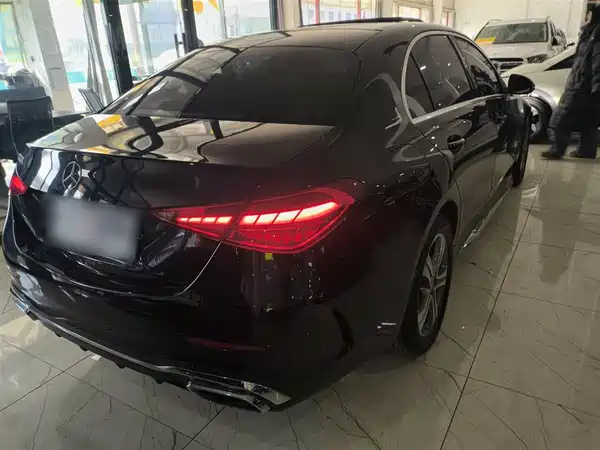 Mercedes-Benz C-Class 2022