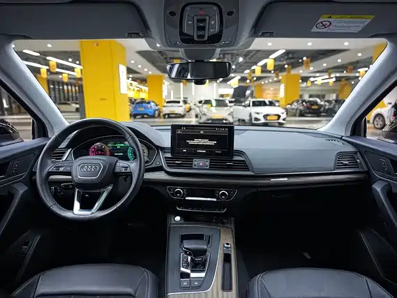 Audi Q5L 2022 — фото 8
