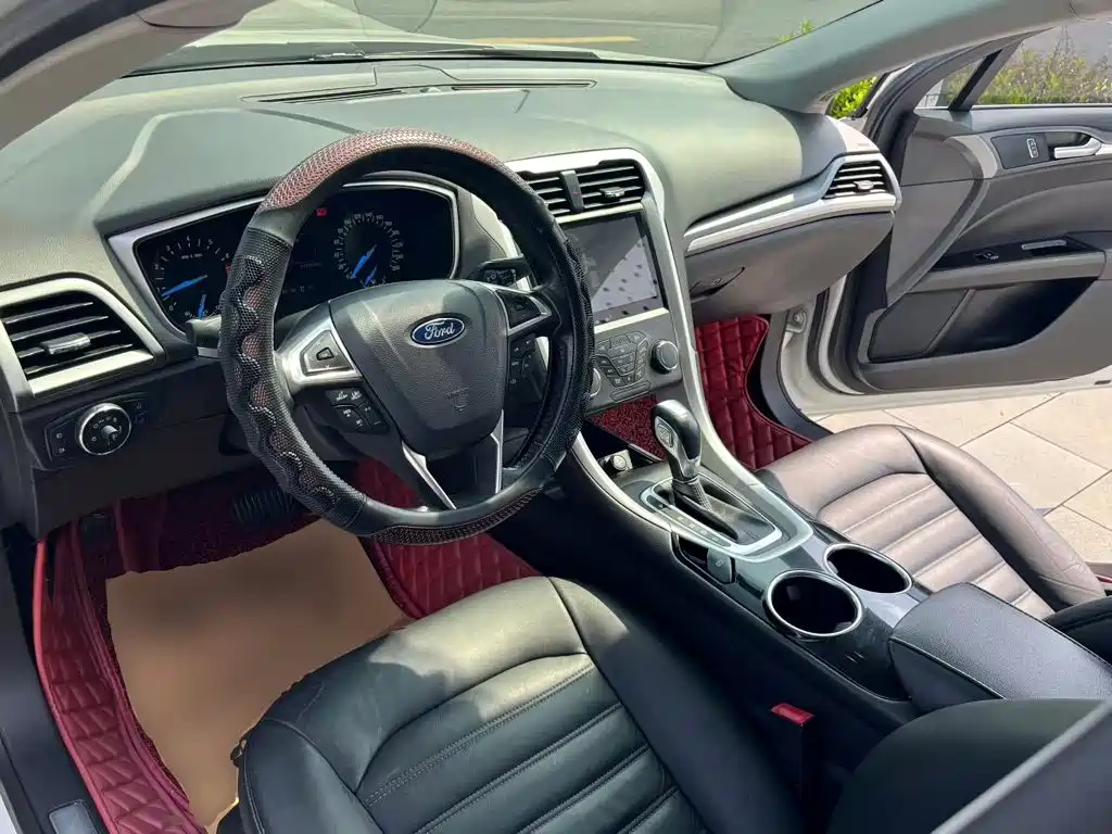 Ford Mondeo 2016 — фото 11