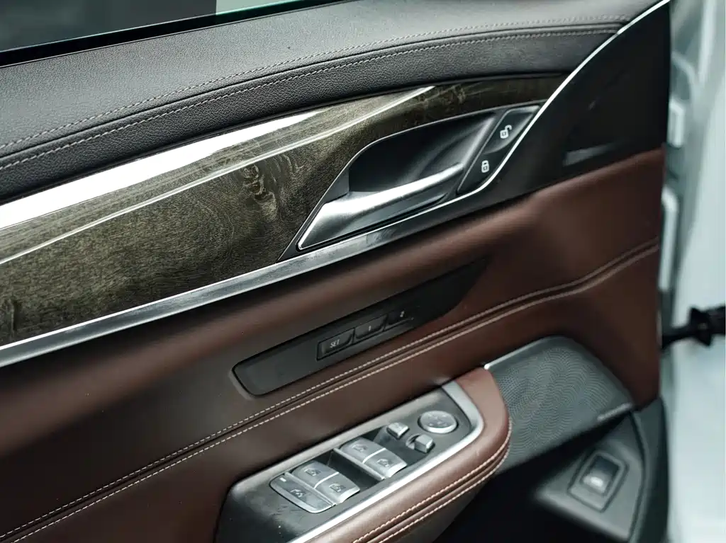 BMW 6 Series GT 2021 — фото 10