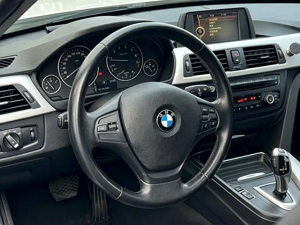 BMW 3 Series 2013