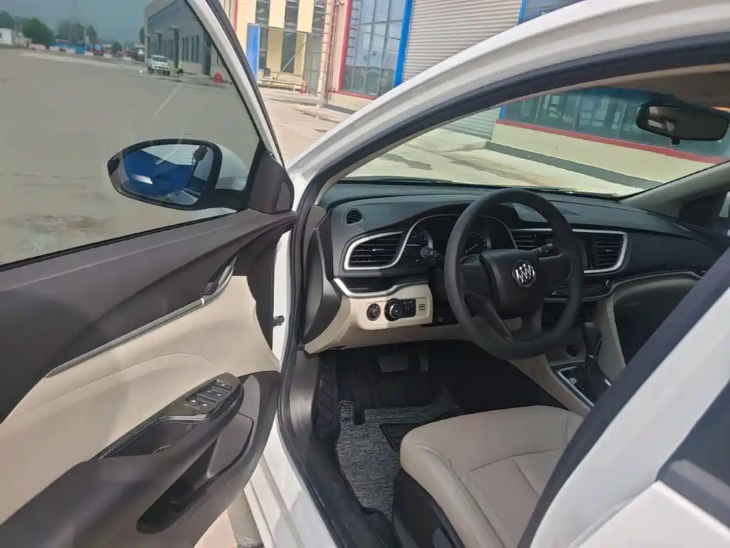 Buick Excelle 2020 — фото 16