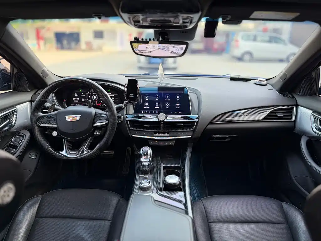 Cadillac CT5 2023 — фото 11