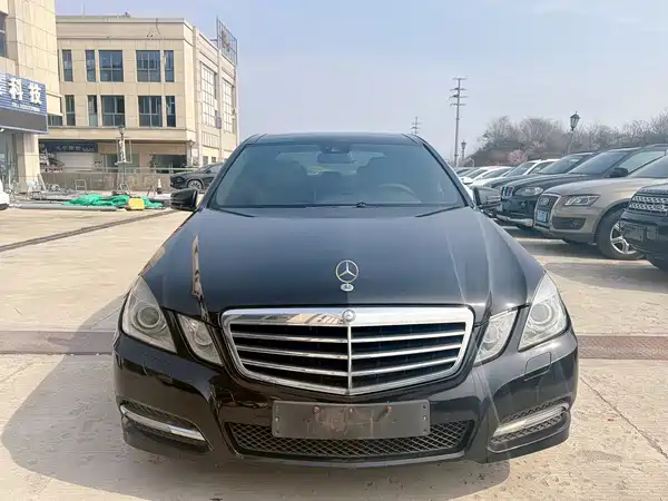 Mercedes-Benz E-Class 2012